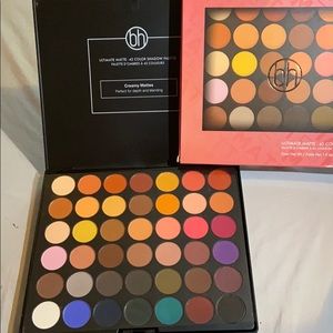 BH Cosmetics Eyeshadow Palette